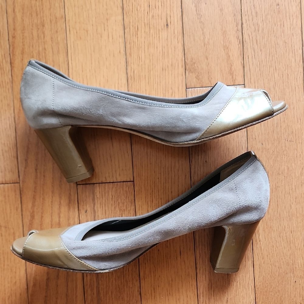 Elegant Gray and Gold Women's Heels - Size 9